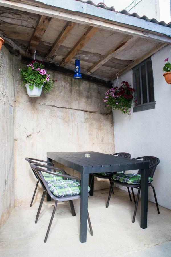 Apartment Kata Šibenik Exteriör bild